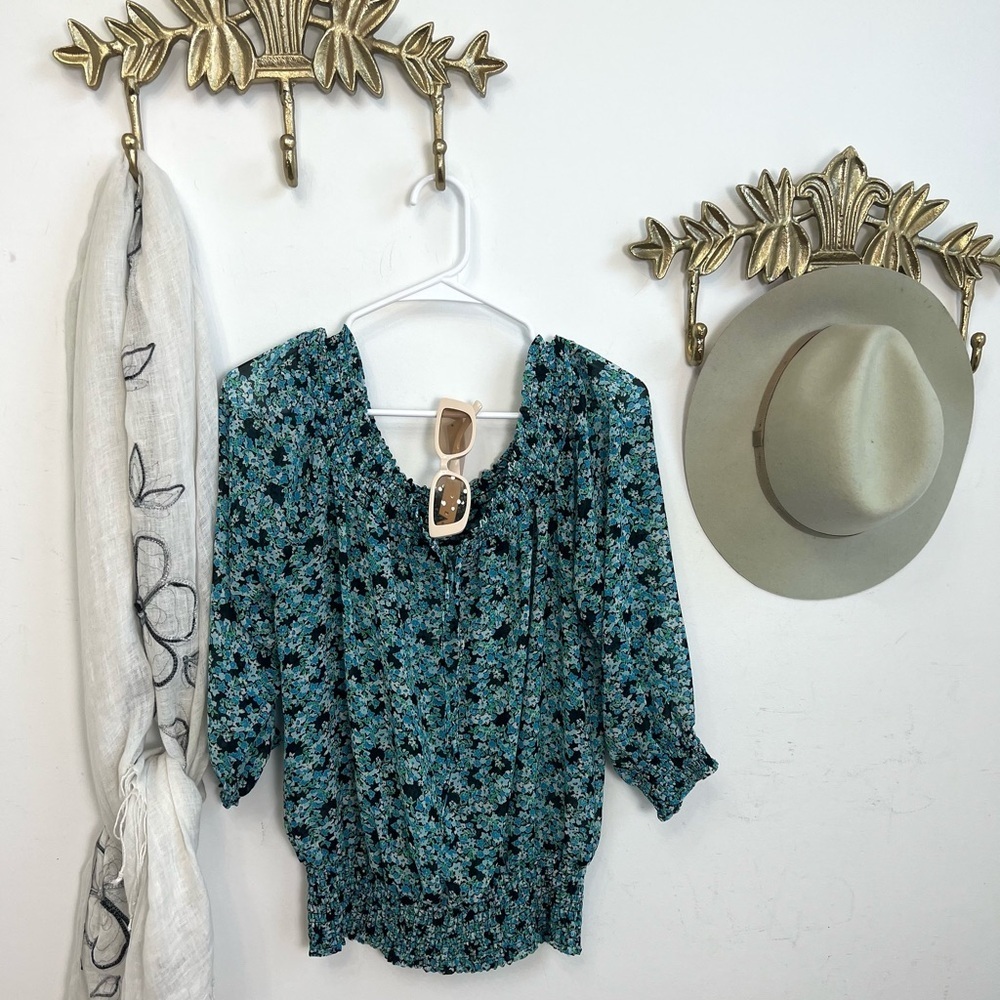 Shabby chic blouse M ptp 21”